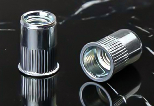 Standard oceli uk Redukce hlavy Knurled Body nýtová matice Otevřená typ